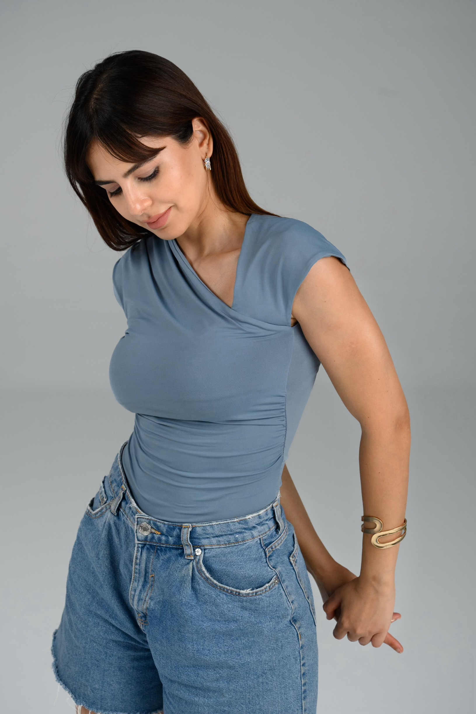 Top asymétrique Lyra – Top femme Labelnou – vue 2 الصورة الرئيسية