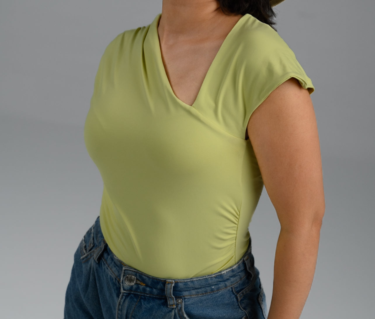 Top asymétrique Lyra