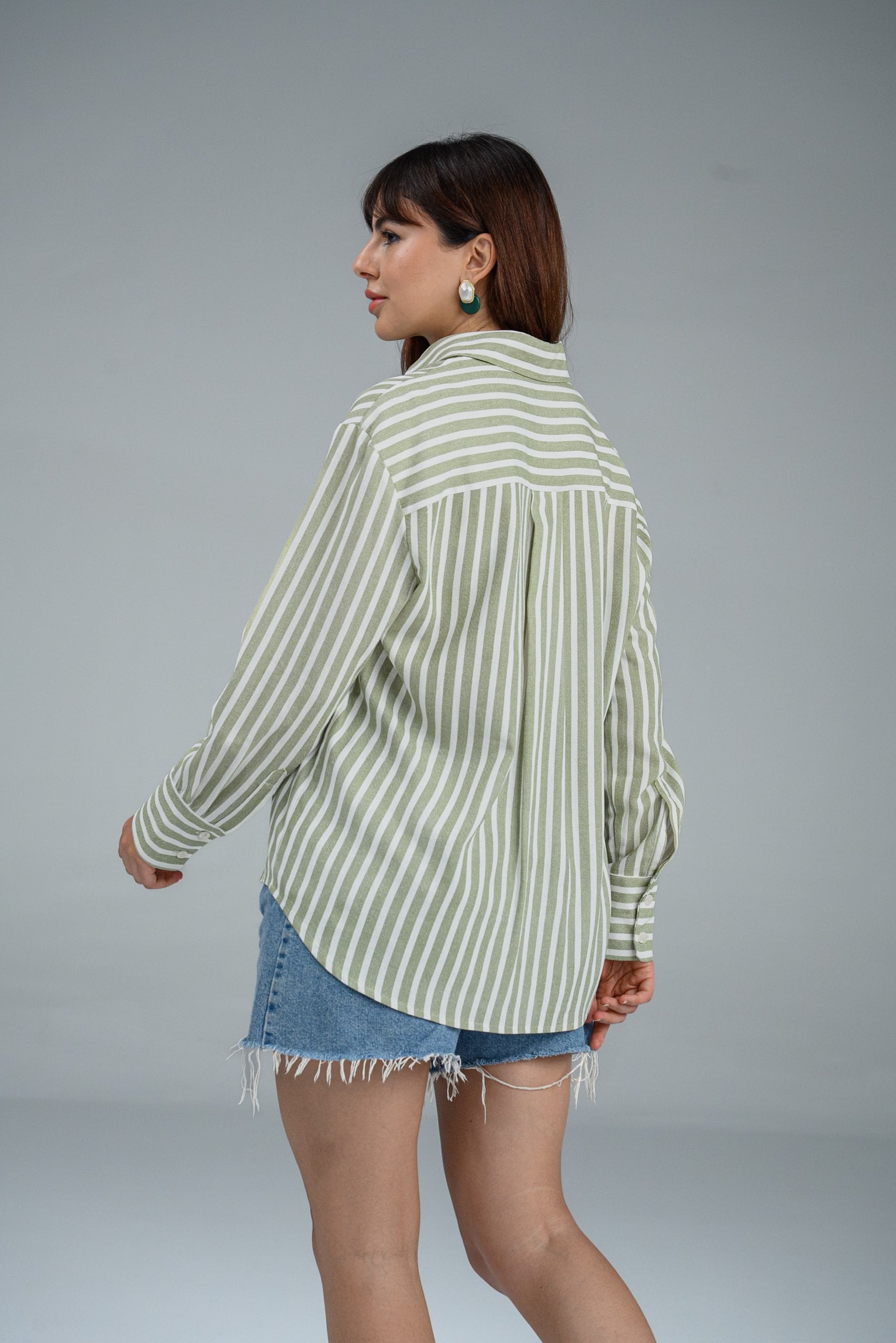 The Nomad shirt OVERSIZED – Chemise femme Labelnou – vue 2 الصورة الرئيسية