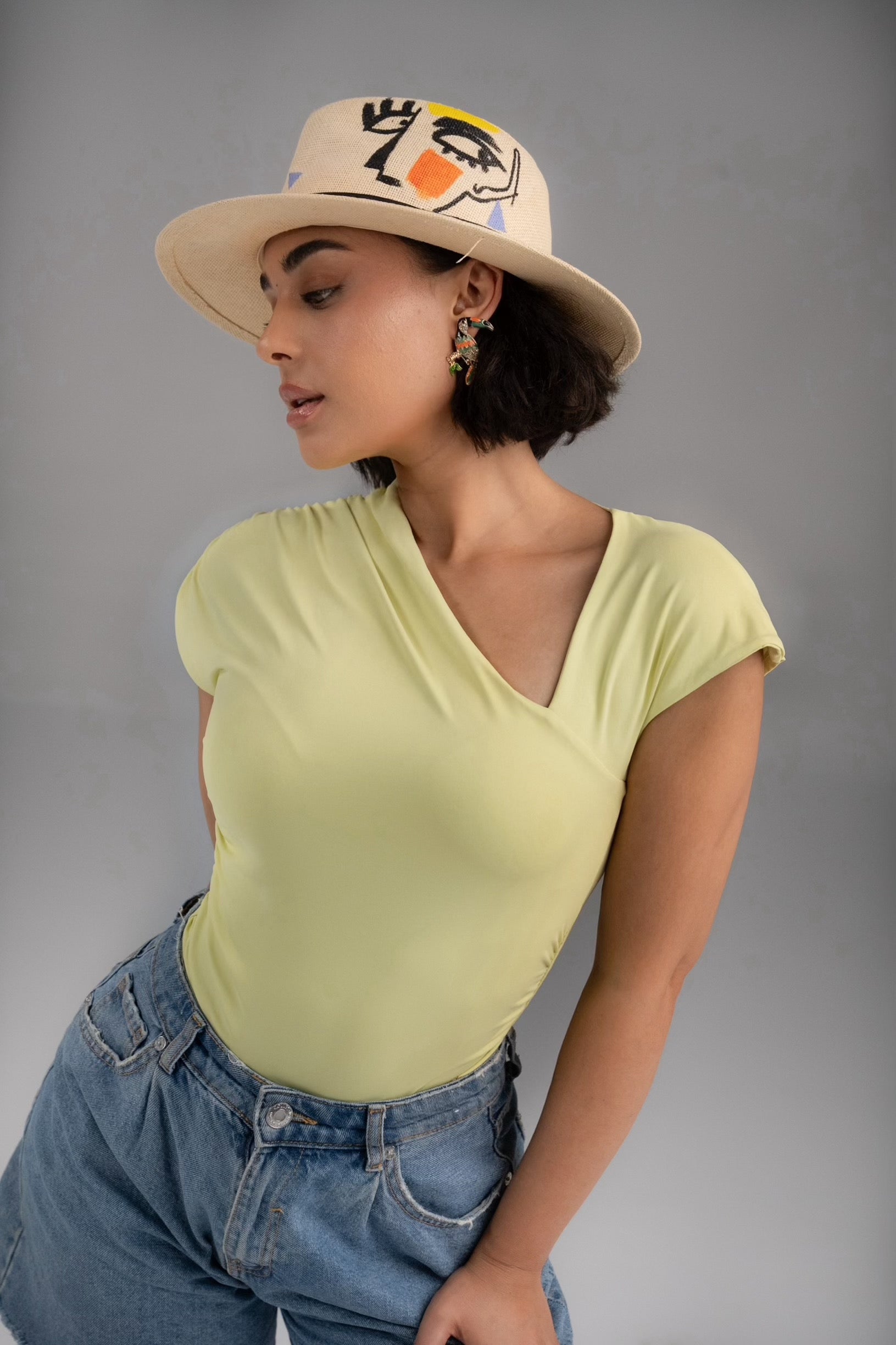 Top asymétrique Lyra