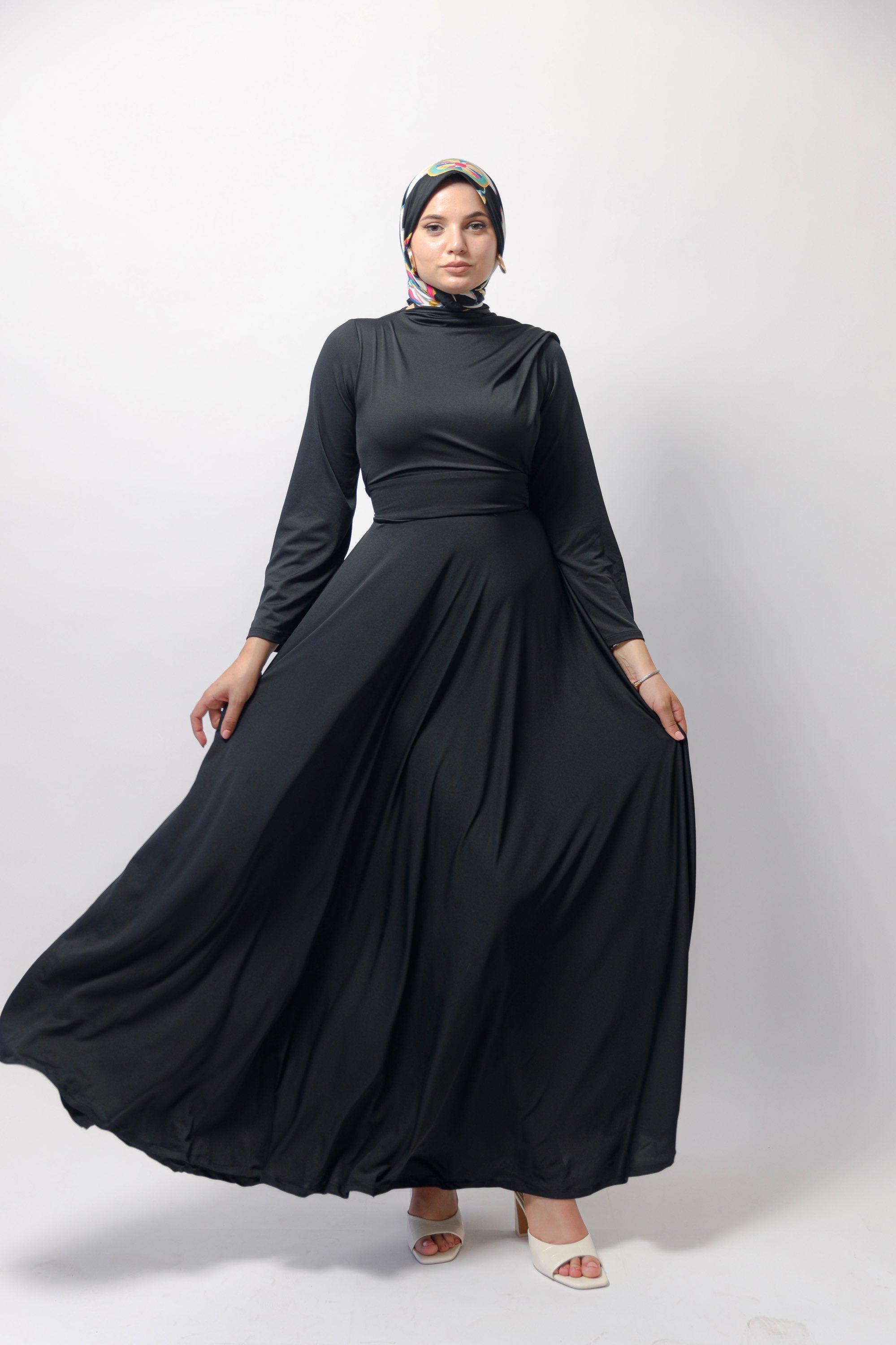 Robe Arcadia – Robe femme Labelnou – vue 2 الصورة الرئيسية