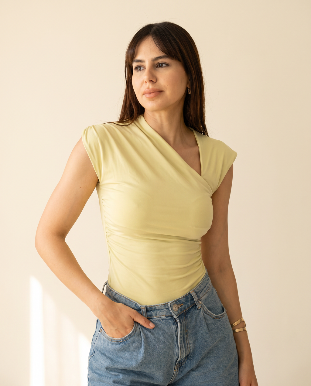 Top asymétrique Lyra — Jaune pistache