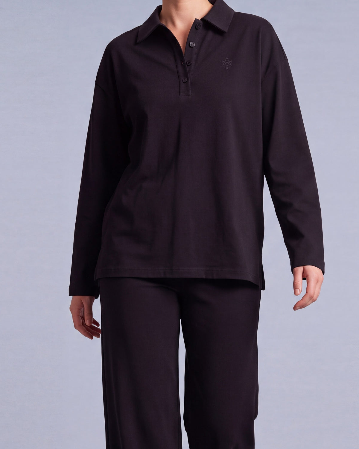 Ligne Polo Labelnou : polo femme manches longues, coloris noir Image principale du produit