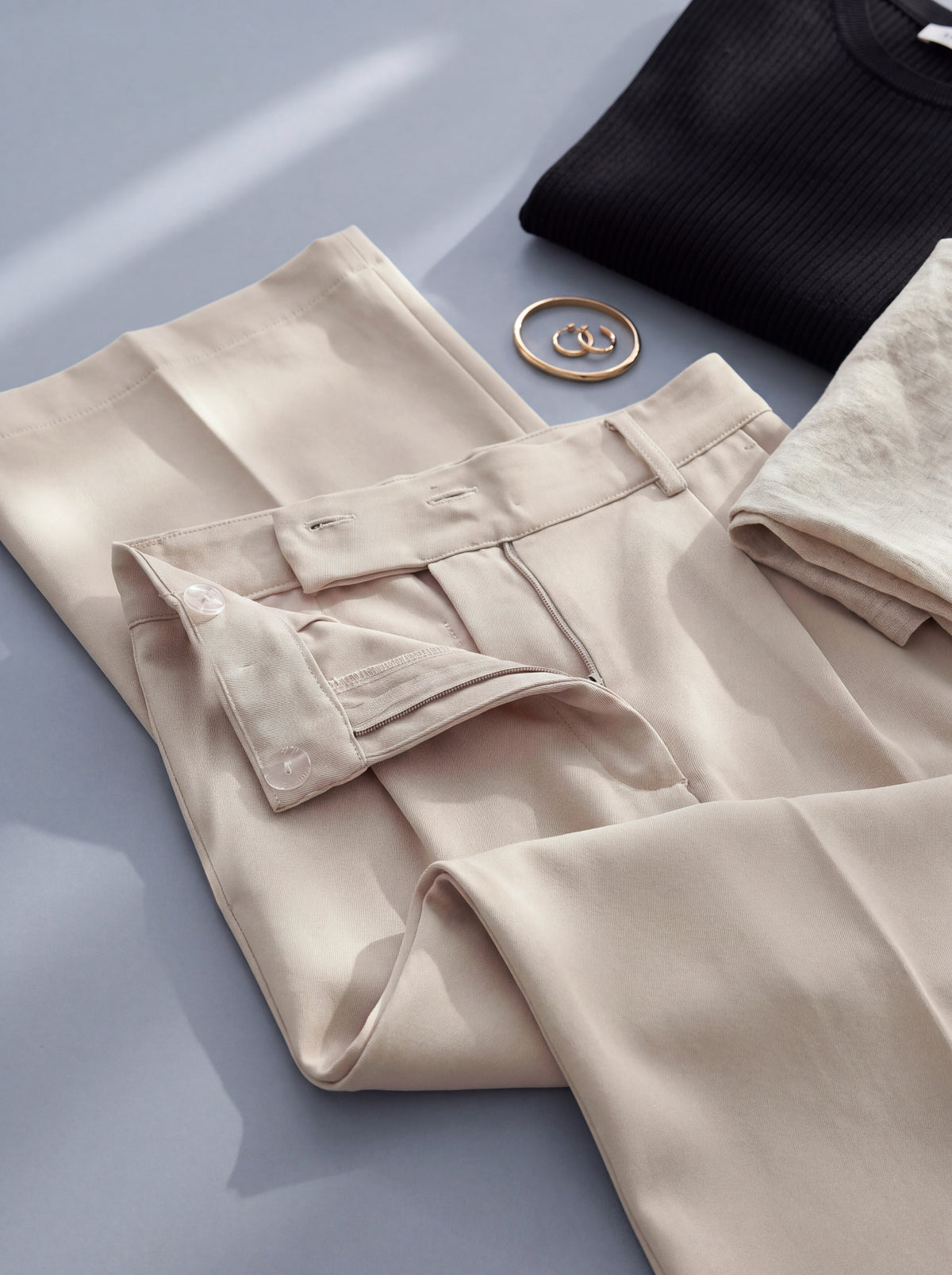 Pantalon Asya beige, détail de la taille